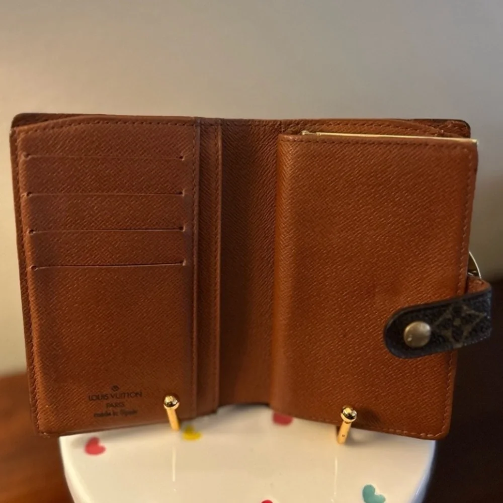 Louis Vuitton Monogram Kisslock Wallet